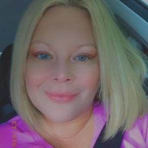 Meet your Posher, Regina